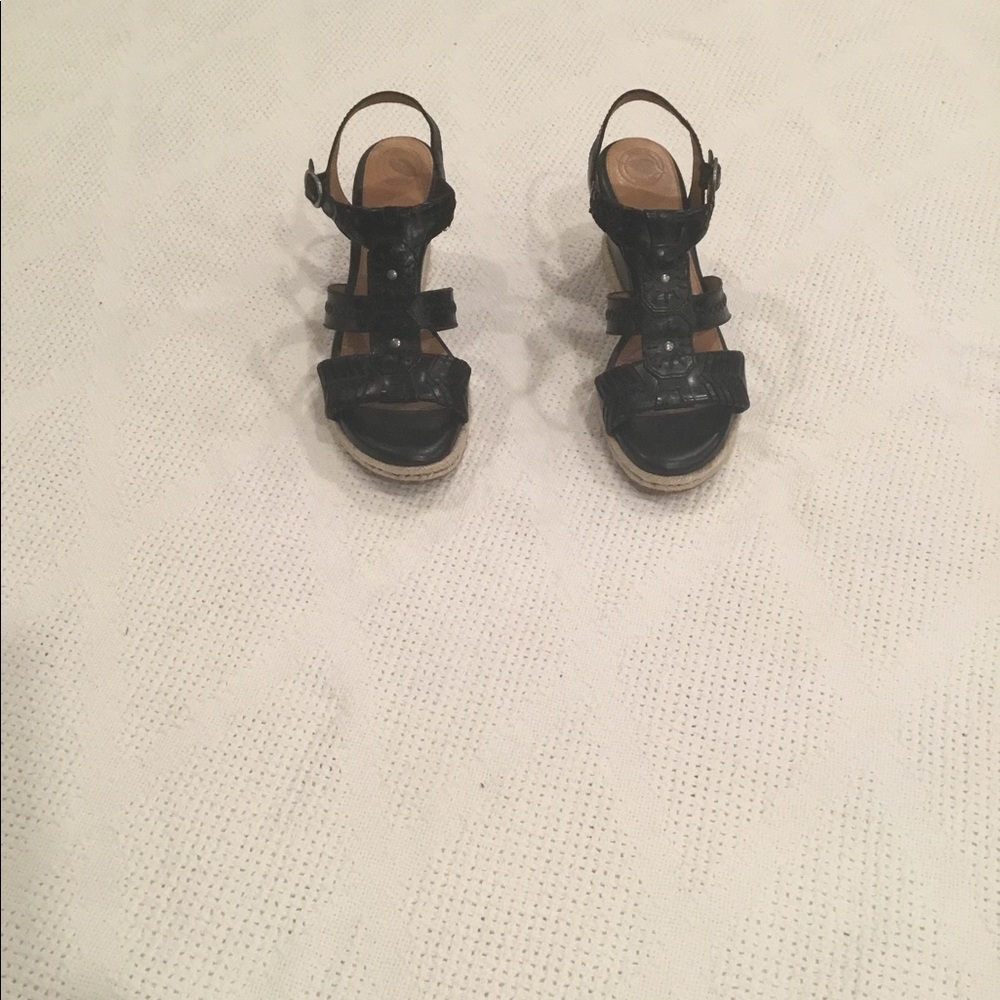 CLARKS SANDALS - Picture 5 of 11
